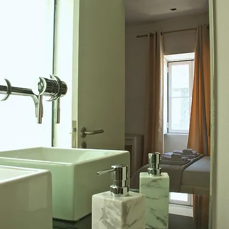 Lure Of Apartman
